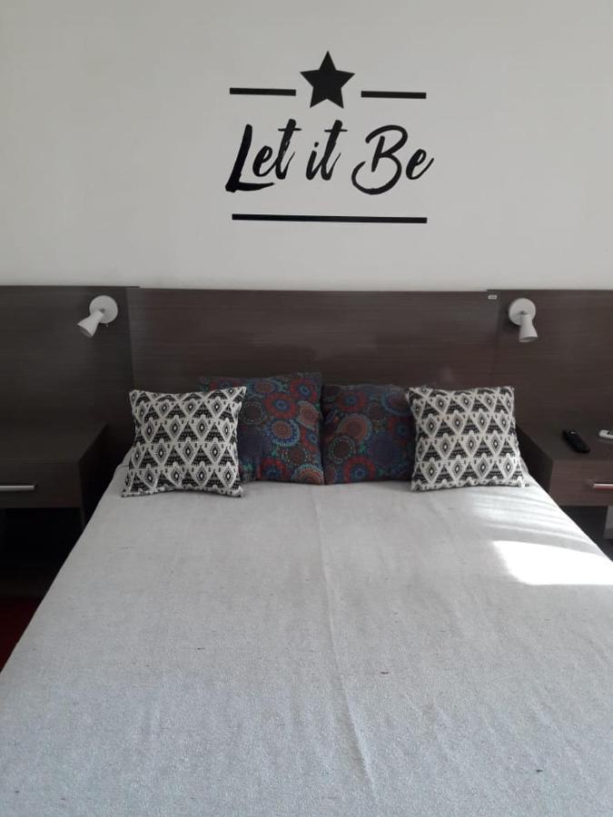 D'Charruas Hostel Конкордия Экстерьер фото